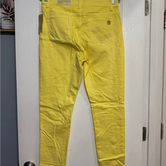 Michael Kors Yellow Skinny Jeans Vibrant Eye-Catching Design - Picture 6 of 8